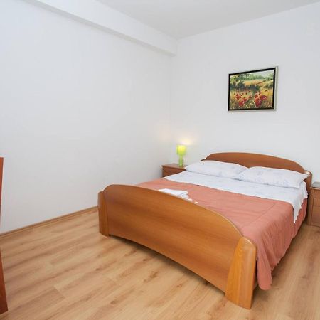 Apartments & Rooms Dekanic Baška Extérieur photo