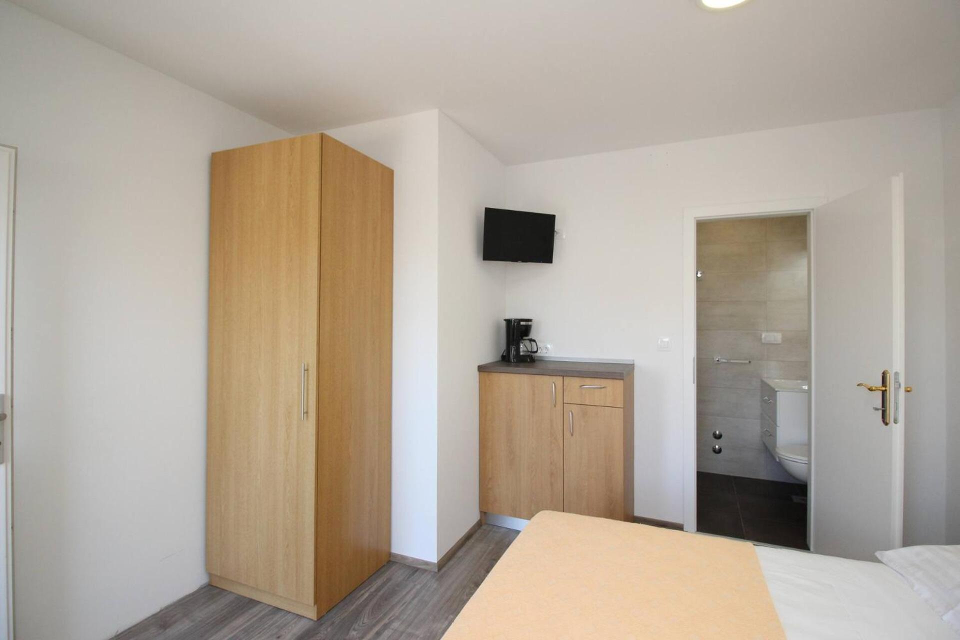 Apartments & Rooms Dekanic Baška Extérieur photo