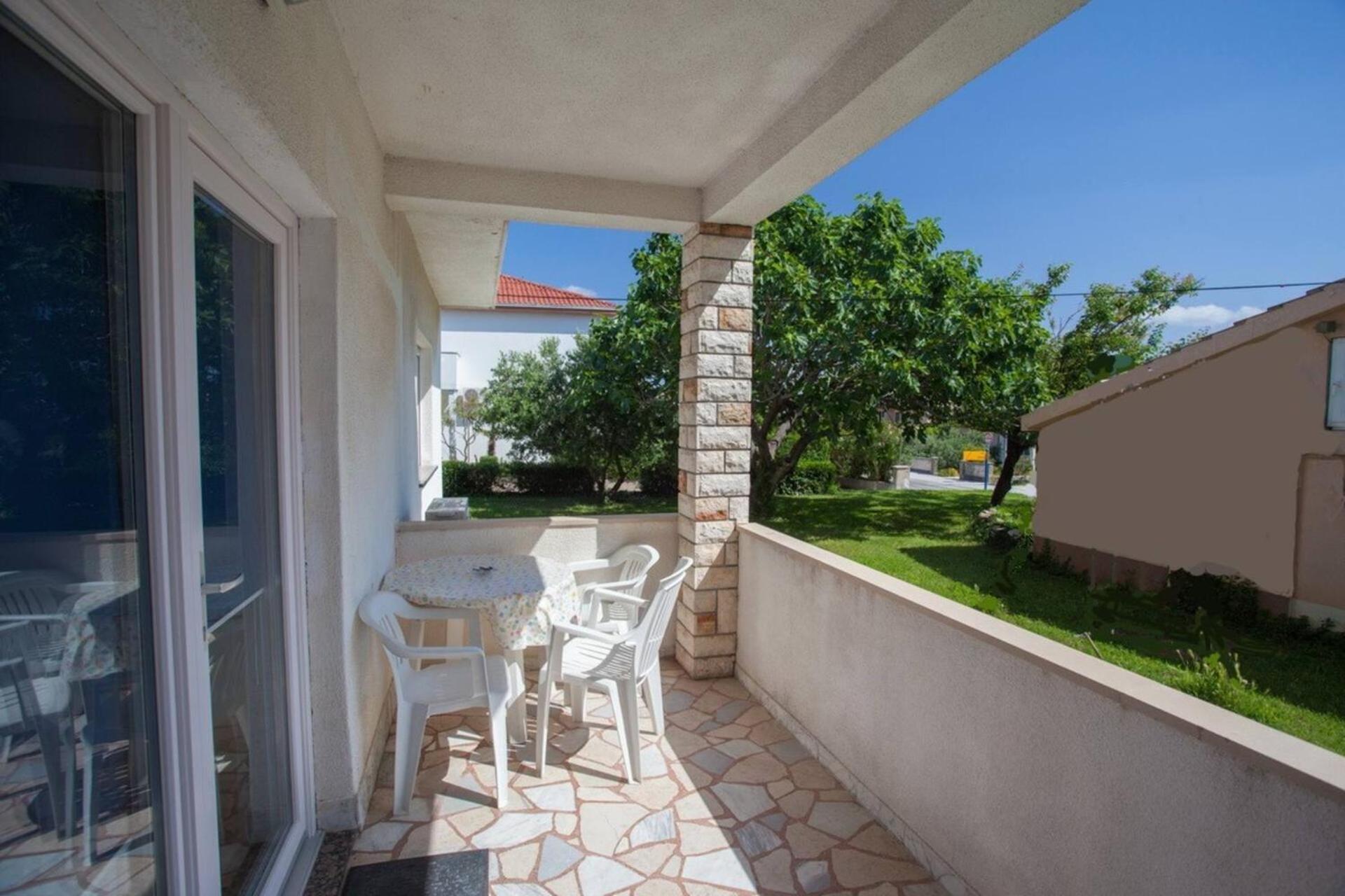 Apartments & Rooms Dekanic Baška Extérieur photo
